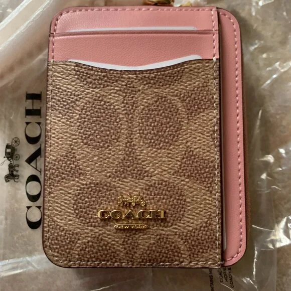 Coach zip card case with chain NWT PRICE FIRM - Picture 2 of 7